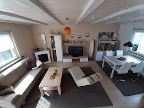 TV, fireplace - Ferienhaus Haffperle 3 star - Ferienhaus Haffperle (Mönkebude)