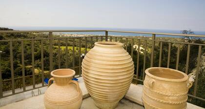 Great Escape villas suitability for family's - very clean friendly to all