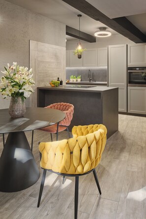 تناول الطعام