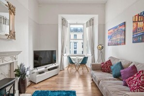TV, fireplace, offices