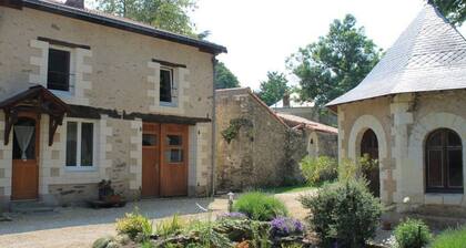 Charming Cottage Near Nantes with Private Terrace, Bikes & Modern Amenities