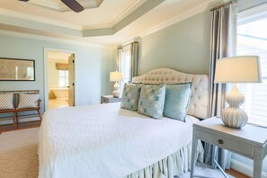 4 bedrooms, iron/ironing board, WiFi, bed sheets