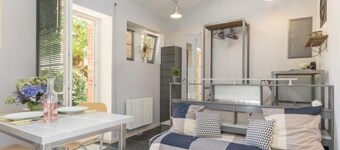 Cozy Urban Studio Near Nantes with Private Garden & Bikes