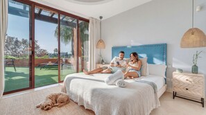 3 habitaciones, tabla de planchar con plancha, internet y ropa de cama 
