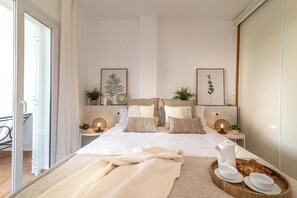 2 soverom, strykejern/-brett, internettilgang og sengetøy