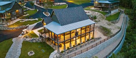 المنشأة من الخارج