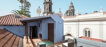 Altbau "La Vicaria" in hervorragender Lage in La Laguna mit Terrasse & WiFi