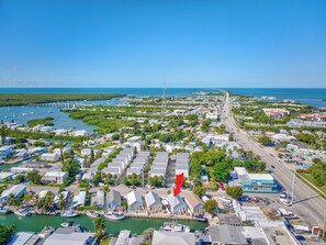 Unclassified image, 5 of 23, button - W15 - 3 bed, 2 bath Caribbean Bungalow with Dockage (Marathon)