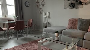 Leilighet | Oppholdsområde