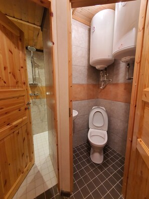 Douche, serviettes fournies