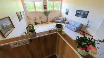 Khu tiếp khách ở sảnh