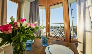 Apartament panoràmic, 1 dormitori, vistes al mar (1) | Roba de llit d'alta qualitat i decoració individual