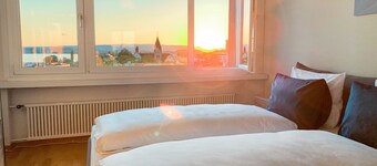 Lake View Business Apartment