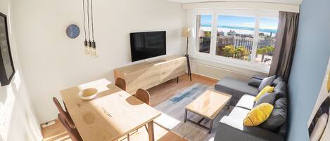Smart TV, video library