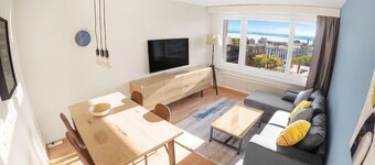 Lake View Business Apartment