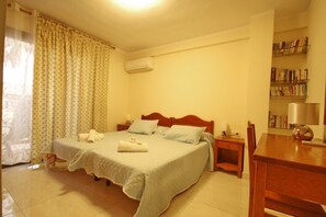 2 Schlafzimmer, Bügeleisen/Bügelbrett, kostenloses WLAN, Bettwäsche