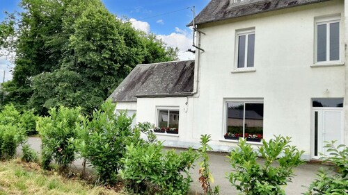 Homerez - House Pontorson, enclosed garden