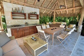 BBQ/picnic Area - Punta Cana Villas Country and Ecolodge (Punta Cana)