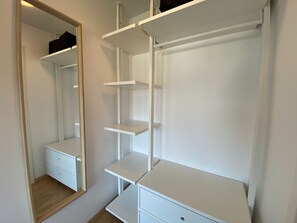 Studio | Tủ quần áo