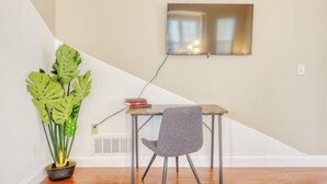 Interior - Sosuite | Foosball 3BR Apt w W/D (Philadelphia)