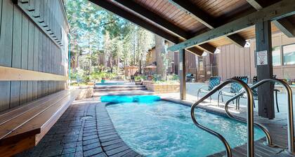 Mammoth Estates Condo - Near Village at Mammoth & Pet Friendly by RedAwning