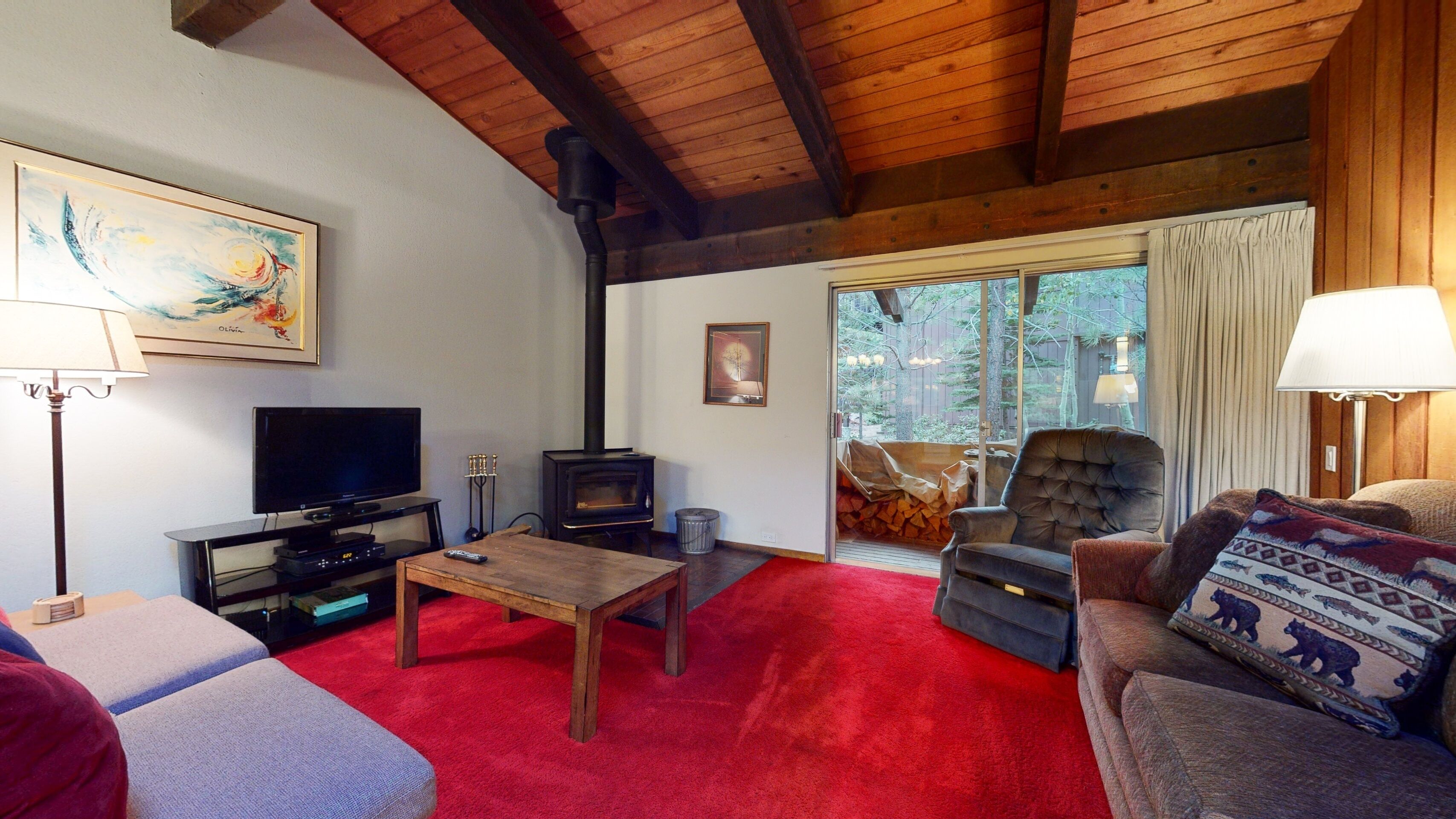 Condo, 2 Bedrooms | Living area