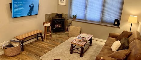Studio | Living area
