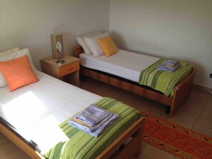 1 chambre, fer et planche Ă repasser, Wi-Fi, literie fournie