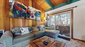Chimenea y tenis de mesa 