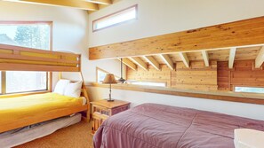 3 bedrooms, free WiFi, bed sheets