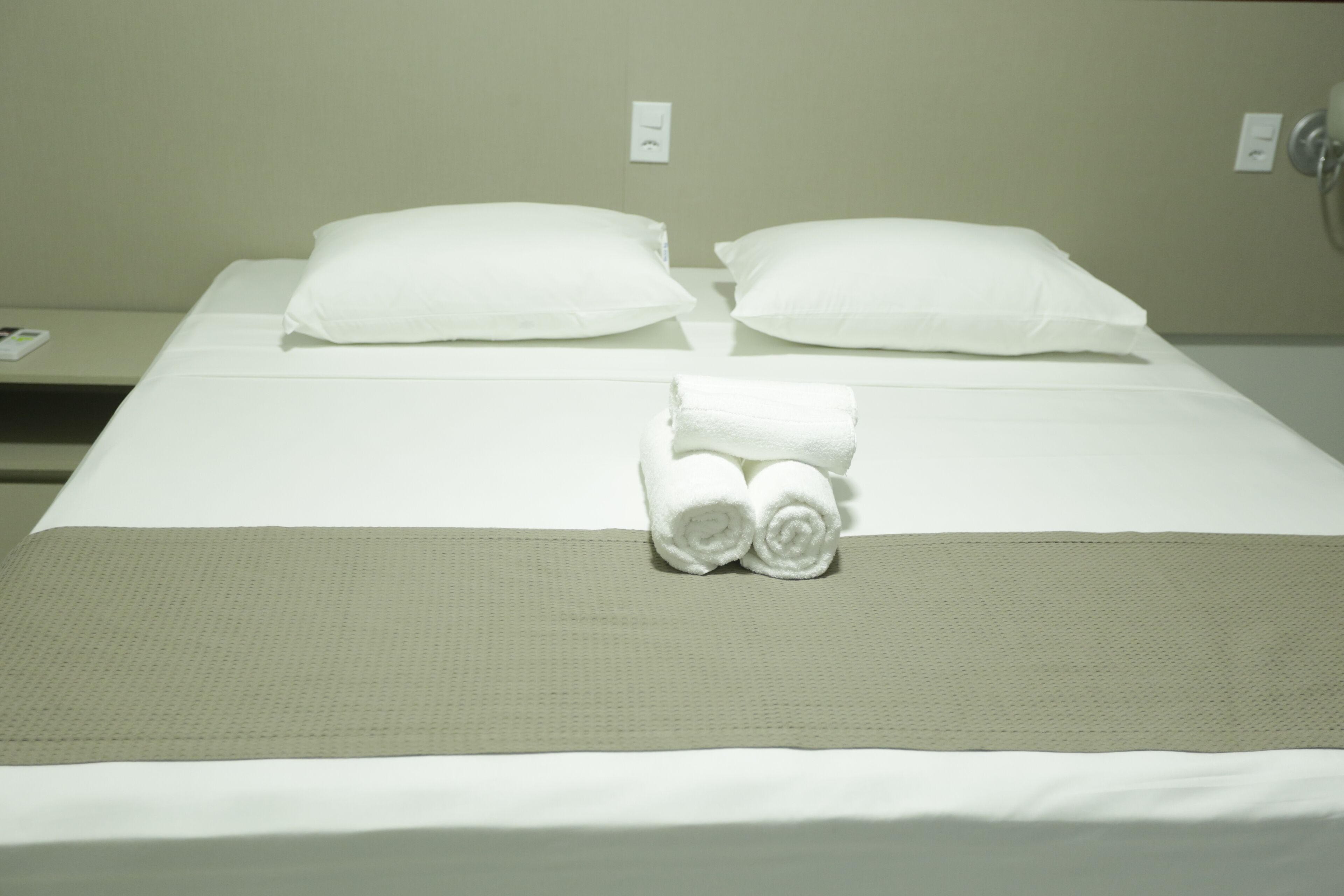 Quarto casal standard | Camas com colchões pillow-top, frigobar, cofres nos quartos