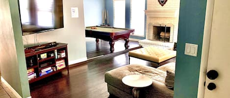 Smart TV, fireplace, video games, DVD player