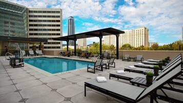 Outdoor pool, sun loungers