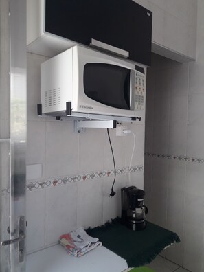 Interior - Casas em Condomínio Fechado ,com Tudo Perto ,comercio há 400 mts da Praia (SP)
