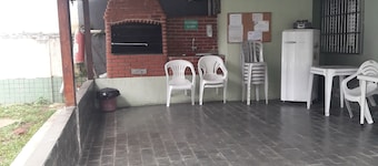 Casas em Condomínio Fechado ,com Tudo Perto ,comercio há 400 mts da Praia