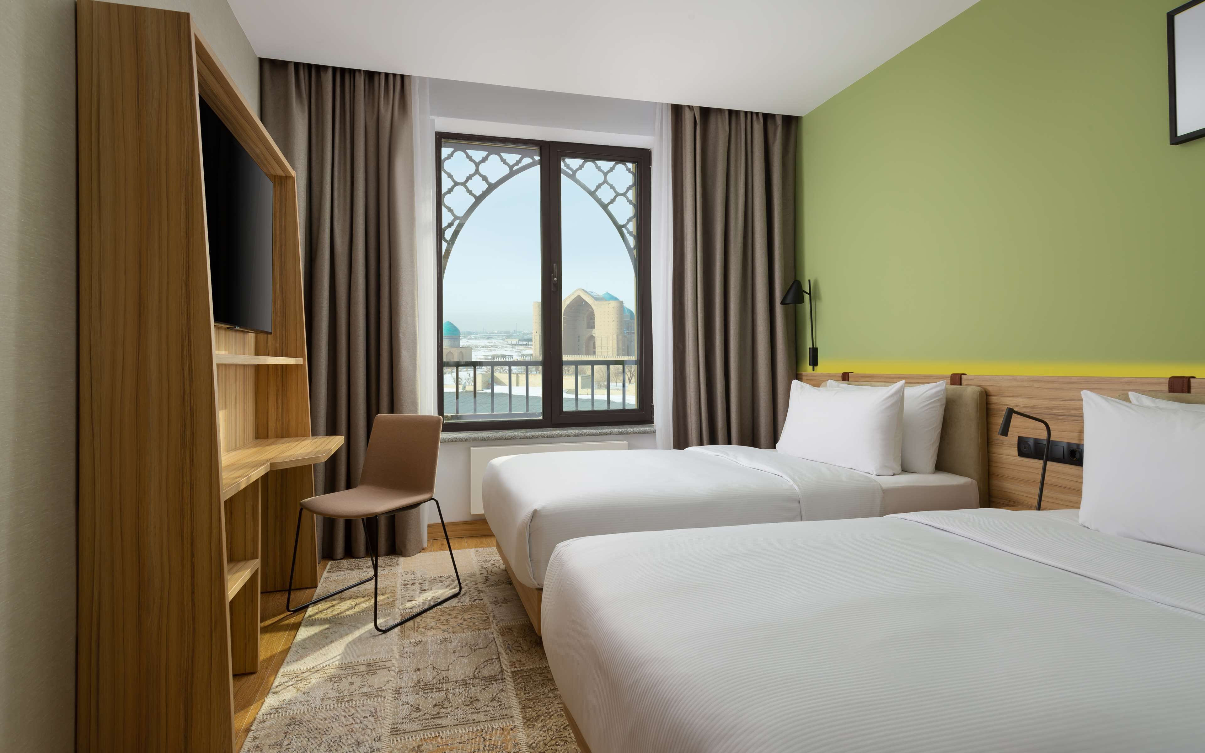 Habitació amb dos llits individuals bàsica, 2 llits individuals | Caixa forta a l'habitació i escriptori 