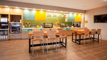 Az árban foglalt svédasztalos reggeli mindennap