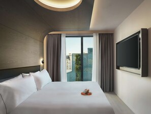 Hochwertige Bettwaren, Betten mit Memory-Foam-Matratzen, Minibar