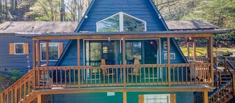 Bear's Den Chalet Perfect Mountain Home