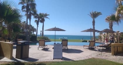 Amazing Condo in Bella Sirena Resort with wonderful amenities!