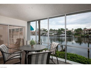 Dining - Beautiful Park Shore Condo (Naples)