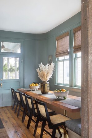 Dining - The Monroe | Penthouse Victorian in DT Charleston! (Charleston)