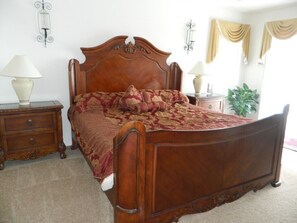 5 bedrooms, in-room safe, iron/ironing board, WiFi