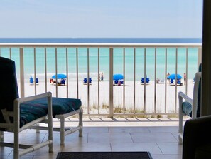 On the beach, sun-loungers - Destin Gulfgate 0103, Beachfront Condo in Heart of Destin! (Destin)