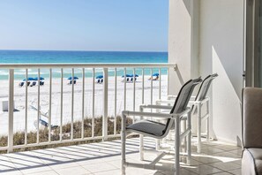 Property grounds - Keepin' it Reel - Destin Gulfgate 0106! (Destin)