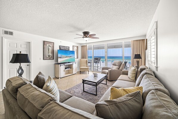 TV, DVD player - Keepin' it Reel - Destin Gulfgate 0106! (Destin)