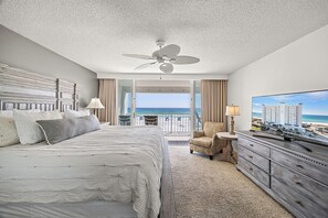 2 bedrooms, iron/ironing board, WiFi, bed sheets - Keepin' it Reel - Destin Gulfgate 0106! (Destin)