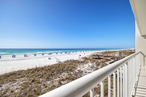 On the beach, sun loungers - Keepin' it Reel - Destin Gulfgate 0106! (Destin)