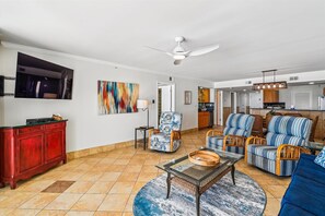 Smart TV - Destin Gulfgate 0203, Beachfront Condo in Heart of Destin! (Destin)