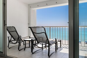 Interior - Once Upon a Tide - Destin Gulfgate 0404! (Destin)